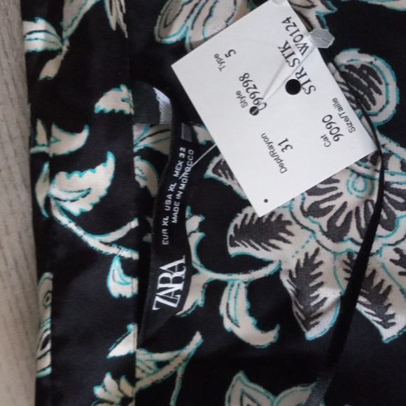 NWT ZARA SILKY DRESS - Picture 2 of 3